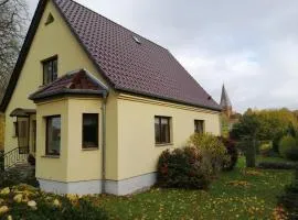 Wohnung mit großem Garten an der Ostseeküste