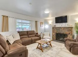 6 Mi to Shoshone Falls Park Home with Game Room!