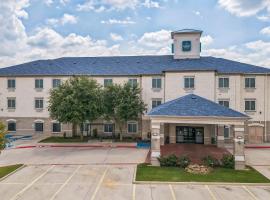 Clarion Inn & Suites Weatherford South