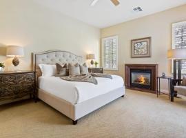 Setting the Standard by AvantStay Luxury Villa，位于拉昆塔的酒店