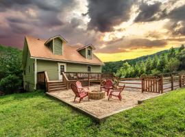 Hickory Nut Hideaway by AvantStay Mountain Views，位于Gerton的酒店