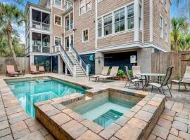 2207 Cameron Blvd by AvantStay Private Pool Hot Tub