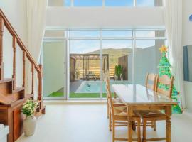 Yangyang Labianrose Poolvilla，位于襄阳郡的酒店