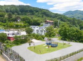 Hongcheon D-day pension&camping，位于洪川郡的酒店