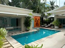 Villa at The Residence with pool & rooftop terrace