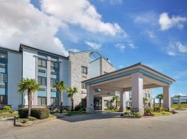 Comfort Suites Hattiesburg near University