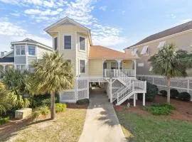 54 Pelican Bay by AvantStay Steps from Beach Community Pool