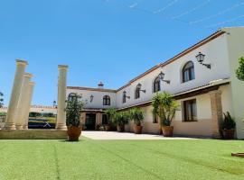 Hotel Restaurante Paneque，位于特拉武科新镇的酒店