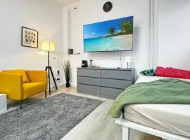 2 Zimmer Apartment für 6 P, 15 min zum Flughafen