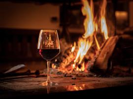 Al Fogolâr Rooms & Osteria with Saunaland，位于托尔梅佐的酒店