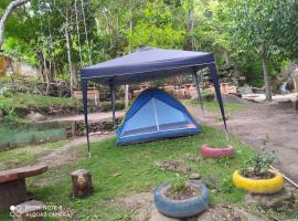 Balneário Rio Agua Viva - Área de Camping，位于阿雷亚的露营地