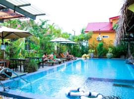 Yellow Star Hostel，位于贡布的酒店