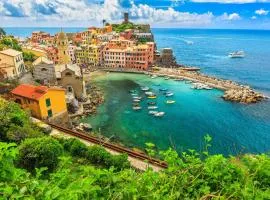 Appartamento dietro il lungomare fra le due baie, fino a 8 posti letto