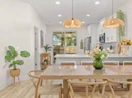 Encanto - Tropical Boho Home with Fenced Yard & 2 King Beds Near Historic Downtown and Short Drive to Beach