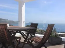 Sky T2, Vista Mar e Piscina em Varadouro, Faial