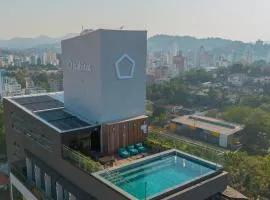 EDIFICIO UP - Loft próximo a Vila Germânica e FURB com vaga.