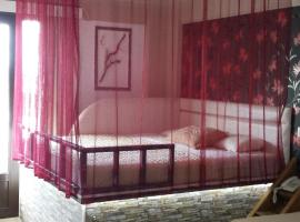 塔基斯酒店公寓，位于伊利索斯的酒店