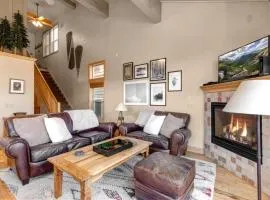 KBM Resorts: 3-bedroom home Walk to Park City Mountain shuttle to Main Street