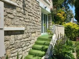 Paisible studio tout confort en bords de Seine