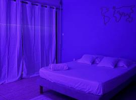 Cocon Montabo - logement tout équipé avec climatisation et Wi-Fi - à seulement 5 min de la plage，位于卡宴的酒店