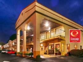 伊克诺套房酒店，位于Fort Oglethorpe的酒店