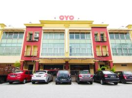 OYO 11343 Hotel Putra Iskandar，位于斯里伊斯兰德的酒店
