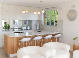 Coastal Holiday Apartment，位于纽波特的酒店