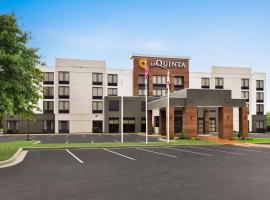 纽瓦克 - 埃尔克顿啦奎塔套房酒店，位于埃尔克顿的酒店