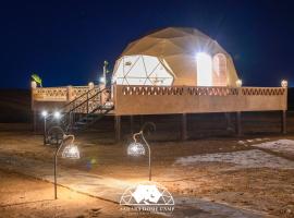 Sahara Dome Camp，位于梅尔祖卡的酒店