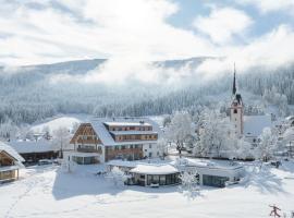 Löckerwirt，位于隆高地区圣玛格丽滕的酒店