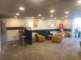 BRAUCOL Hotel，位于布朗斯的酒店