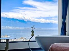 大理顾里海景别墅Dali Guli Sea View Villa Hotel，位于大理的酒店