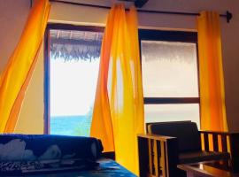 Nosy-Borah Holidays，位于Ambodiatafana的酒店