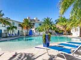 Siesta Key Beach Resort and Suites，位于萨拉索塔的别墅