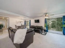 Lakeview Escape at Phadral