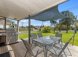 Bream Bay Sands - Ruakaka Holiday Home