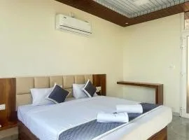 SS Luxury Comforts - Twin Sharing