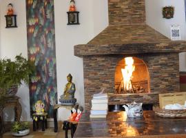 My Home in the hills, luxury homestay，位于Sonāda的酒店