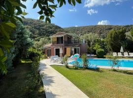 Gialos Villas 1-2 With a Private Pool，位于米克罗斯雅洛斯的酒店