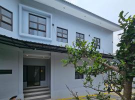 Urbanview New Rania Near Kota Batu，位于Karangploso的酒店
