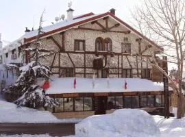 Le Cedrus Hotel