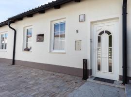 Haus Mona Lisa-Nähe Parndorf-Neusiedl-Wien-HU-SK，位于莱塔河畔布鲁克的酒店