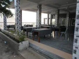 Island Hotel Janjanbureh