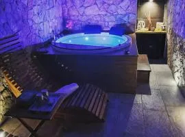 SPA ROOM SICILIA - Intera casa con spa privata Jacuzzi Sauna Bagno di Vapore ad uso illimitato