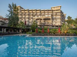 Justiniano Deluxe Resort，位于欧库卡拉的Spa酒店