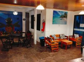 Nativo Hostel，位于阿拉亚尔-杜卡布的酒店