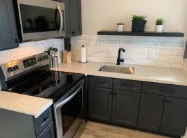 County Cove - Picton Suite - downtown Wellington