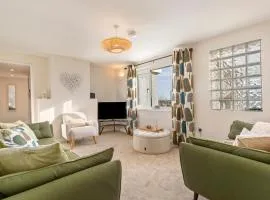 Gorse Cottage - Sea Views Village Centre