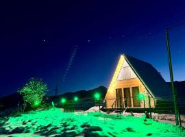 Villa Hillside Gudauri，位于Kʼumlistsʼikhe的酒店