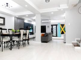 Carter's Nest Villa - New Kingston - FIWI，位于金斯敦的酒店